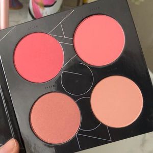 Zoeva coral spectrum blush palette